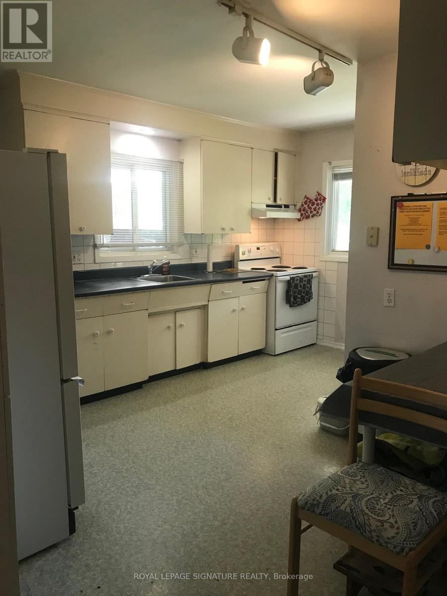 38 High Street, Waterloo, Ontario  N2L 3X8 - Photo 32 - X12744938