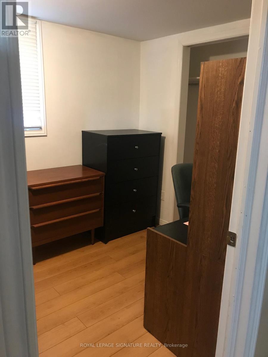 38 High Street, Waterloo, Ontario  N2L 3X8 - Photo 5 - X12744938