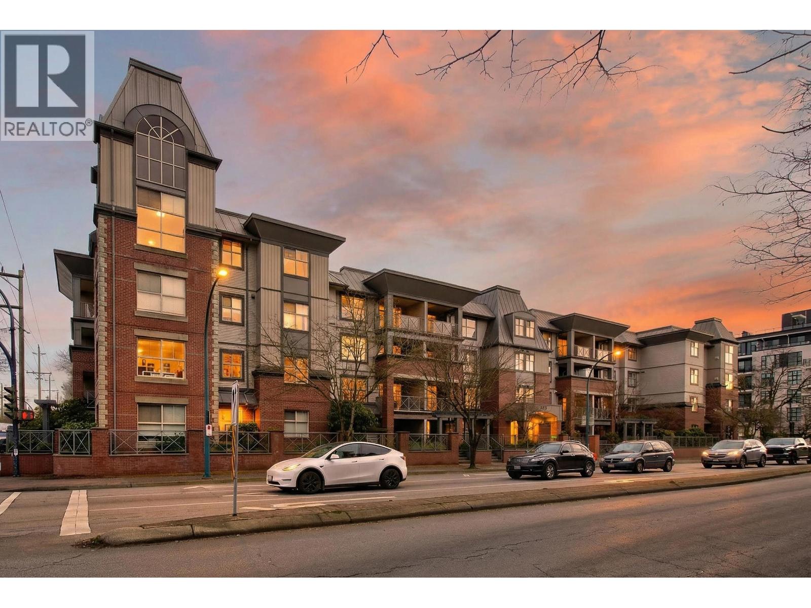 311 2478 SHAUGHNESSY STREET, Port Coquitlam, British Columbia