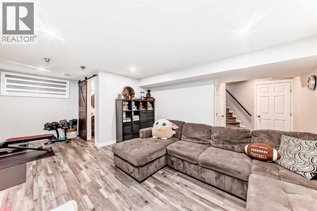 562 New Brighton Drive Se, Calgary, Alberta  T2Z 0N8 - Photo 36 - A2275887
