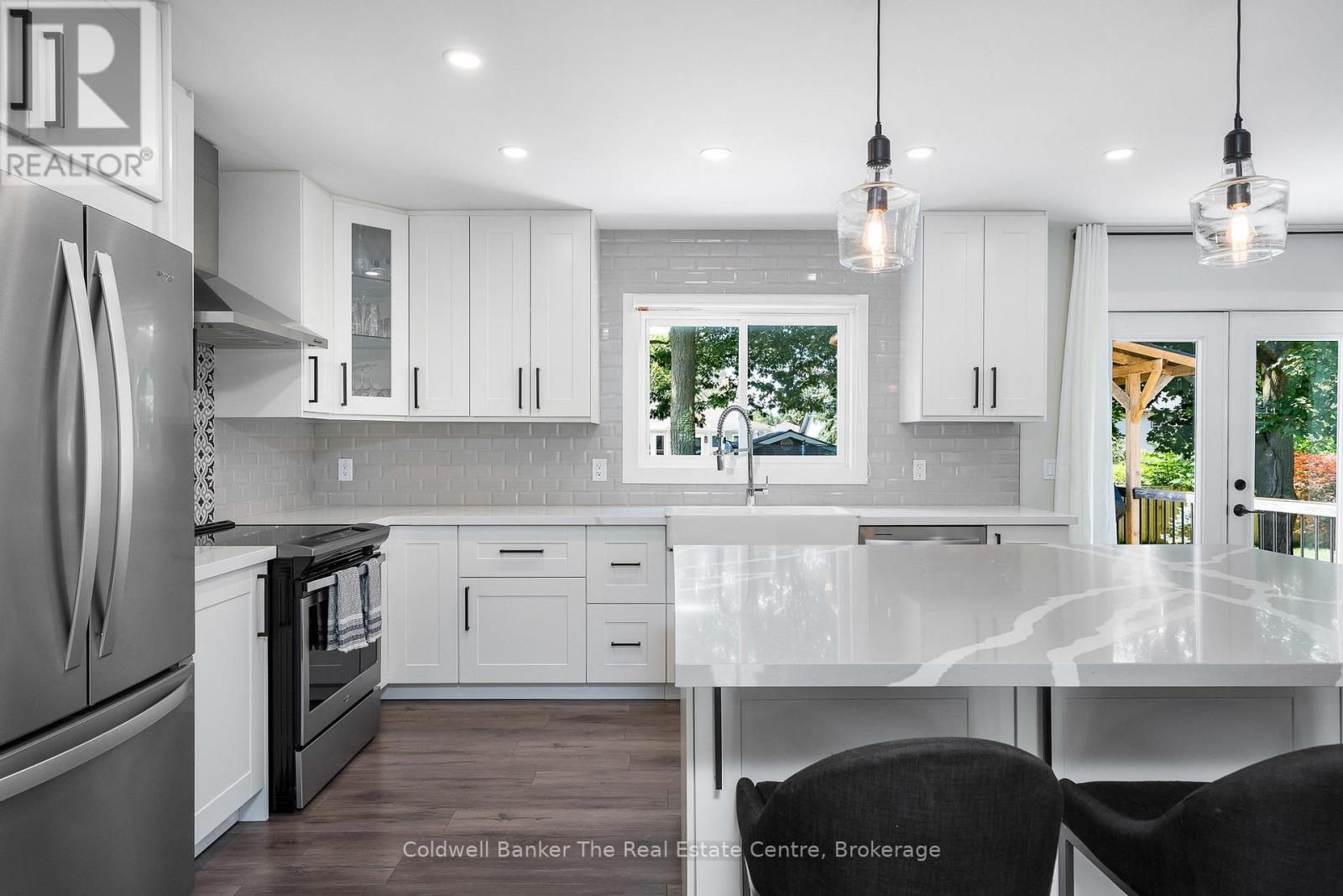 14 Langevin Drive, Wasaga Beach, Ontario  L9Z 1C6 - Photo 28 - S12560692