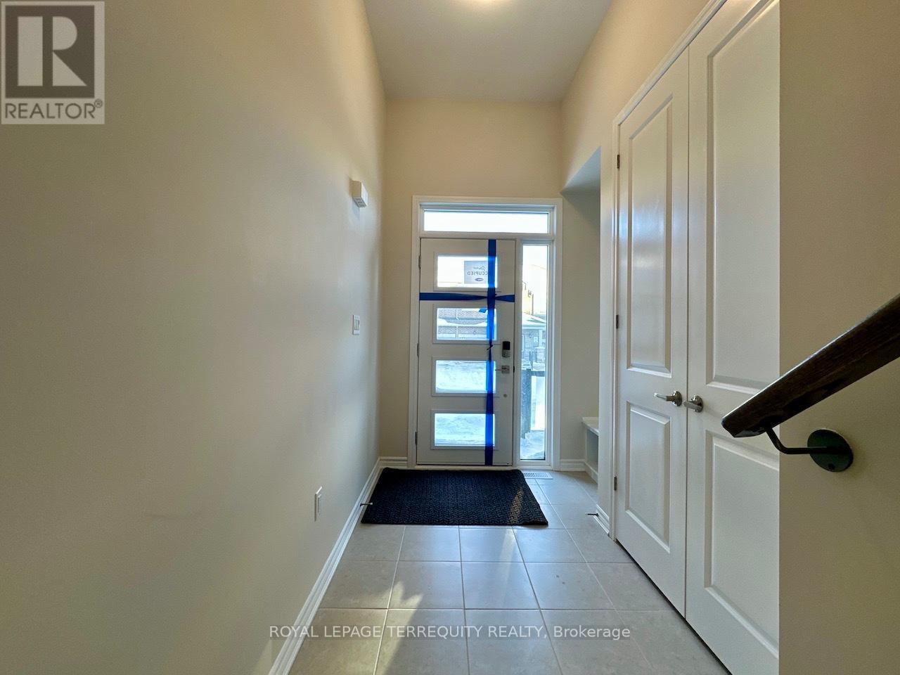 1731 Mineral Springs Way, Pickering, Ontario  L1X 0T5 - Photo 2 - E12742768