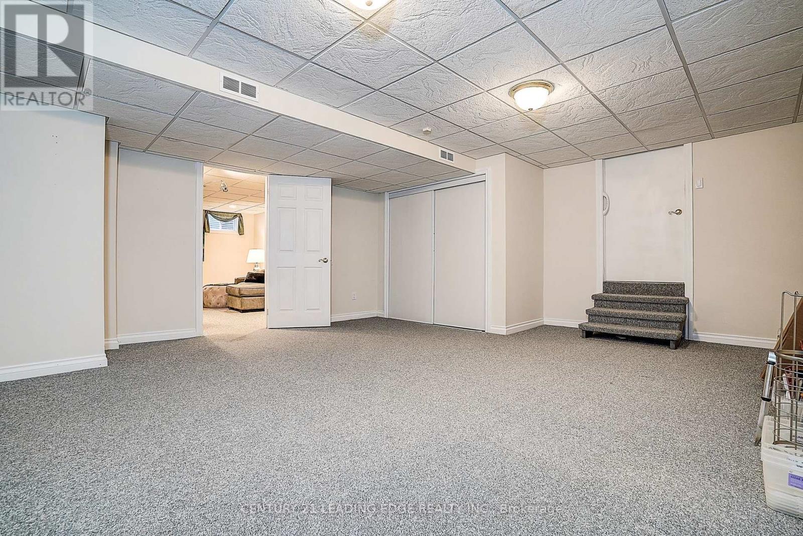 106 Couples Gallery, Whitchurch-Stouffville, Ontario  L4A 1M8 - Photo 36 - N12397177