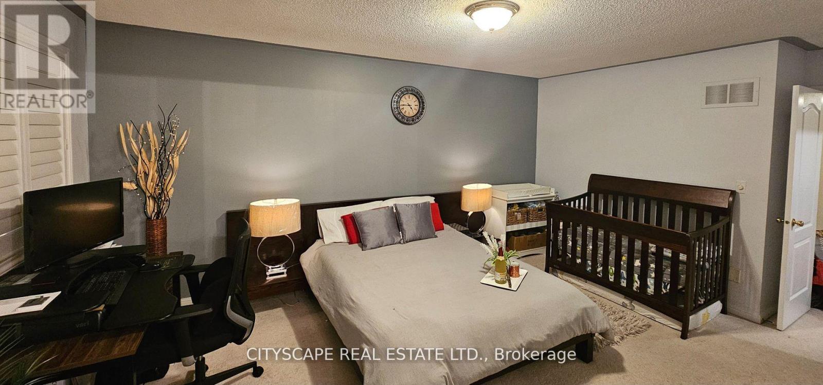 1408 Quest Circle, Mississauga, Ontario  L5N 8B4 - Photo 17 - W12477362