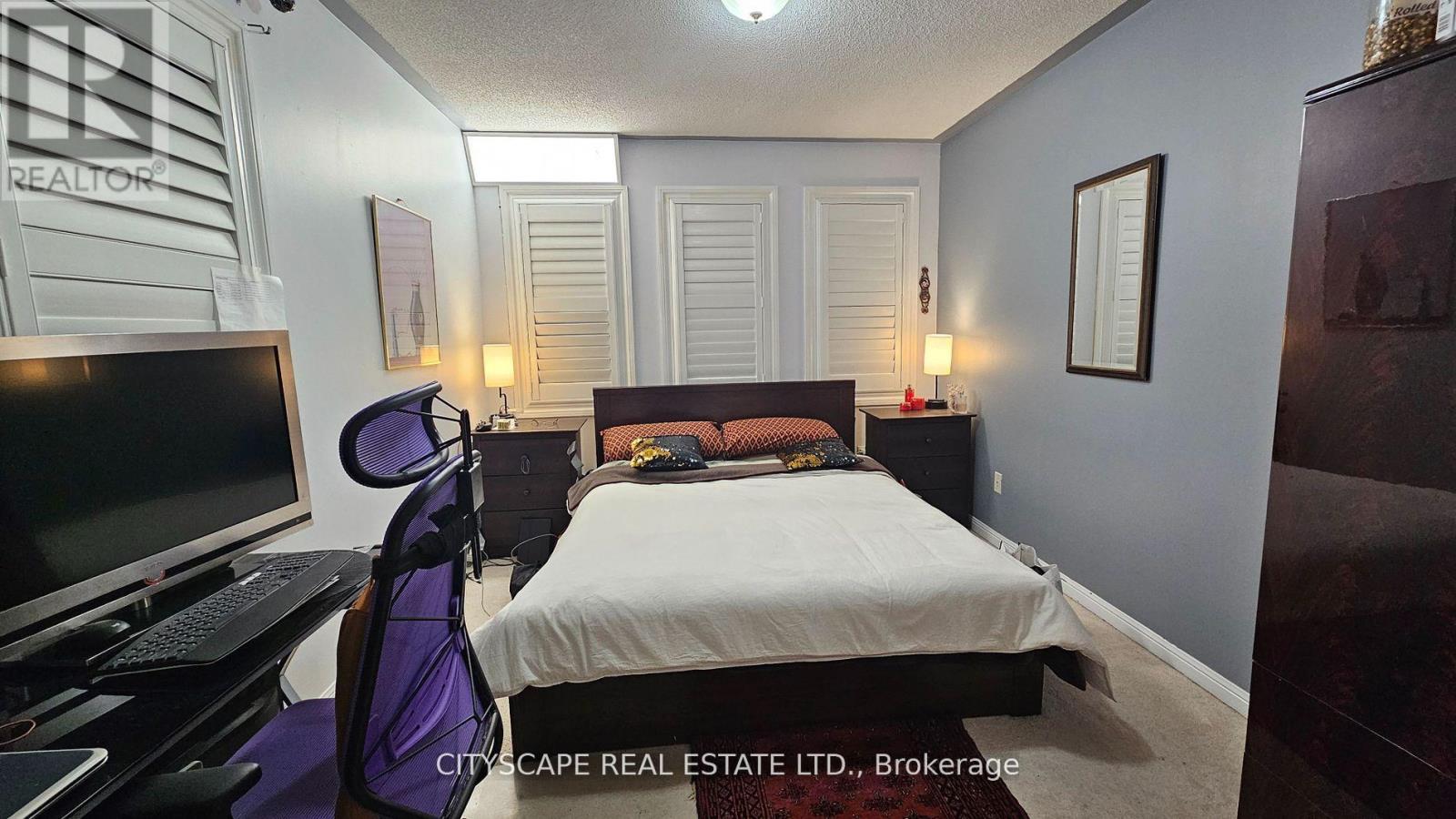 1408 Quest Circle, Mississauga, Ontario  L5N 8B4 - Photo 18 - W12477362