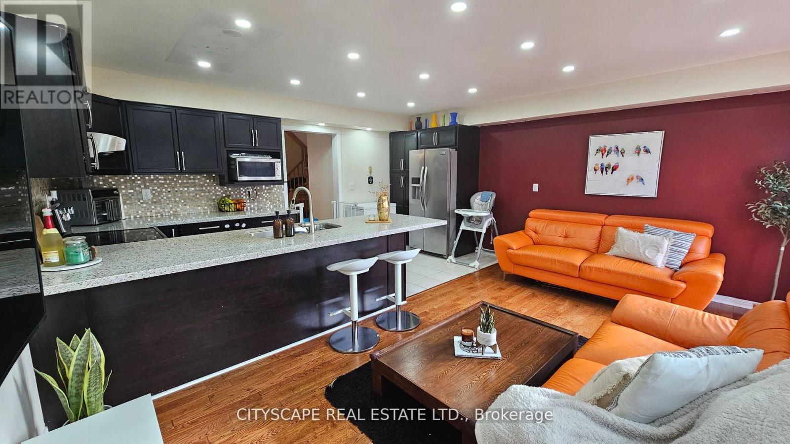 1408 Quest Circle, Mississauga, Ontario  L5N 8B4 - Photo 10 - W12477362