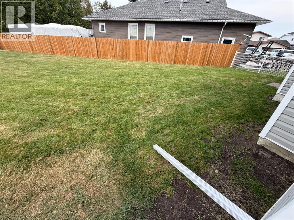 62 Wedow Drive, Whitecourt, Alberta  T7S 1B7 - Photo 34 - A2259101