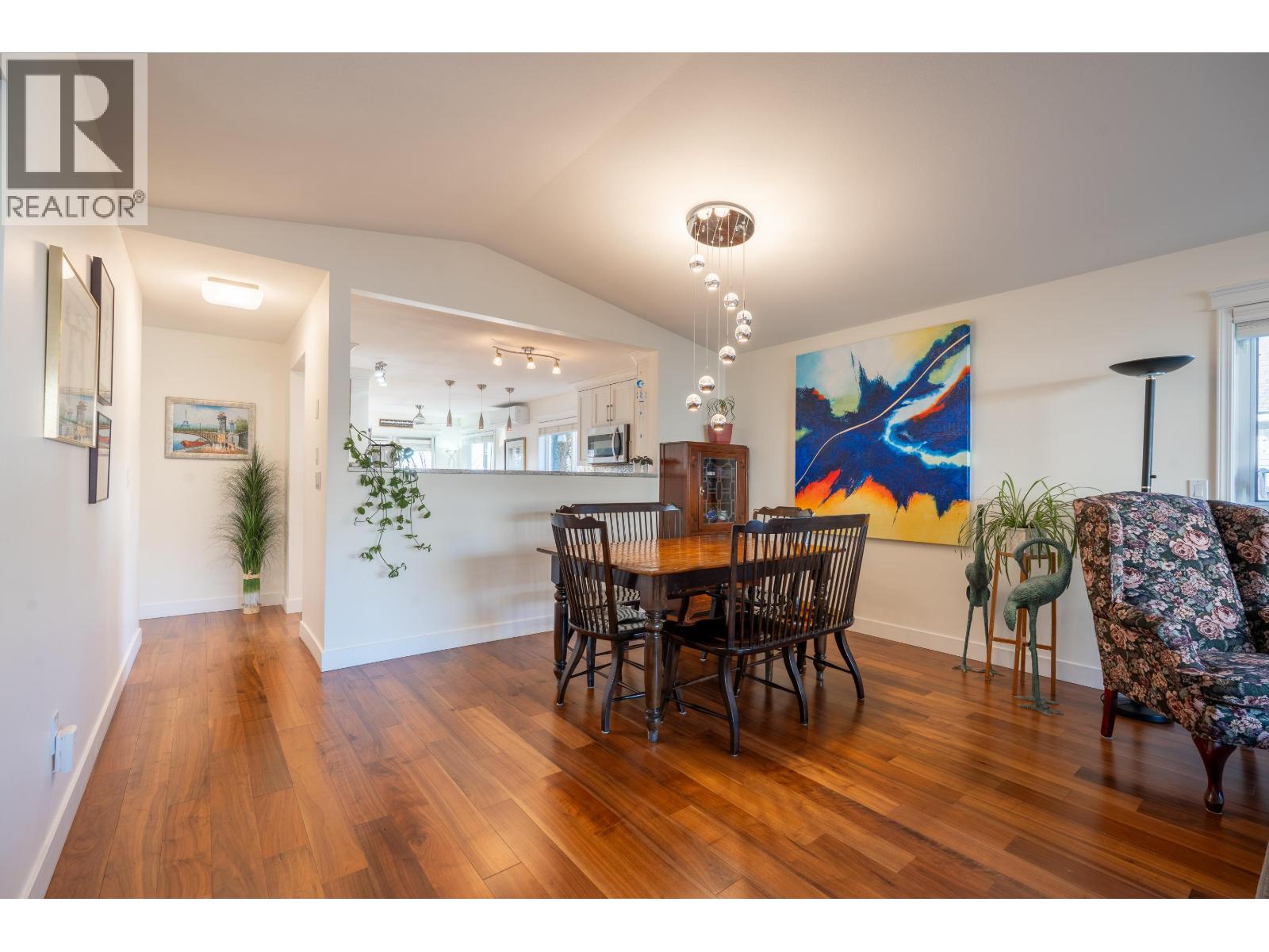 5696 Emily Way, Sechelt, British Columbia  V7Z 0N5 - Photo 11 - R3082694