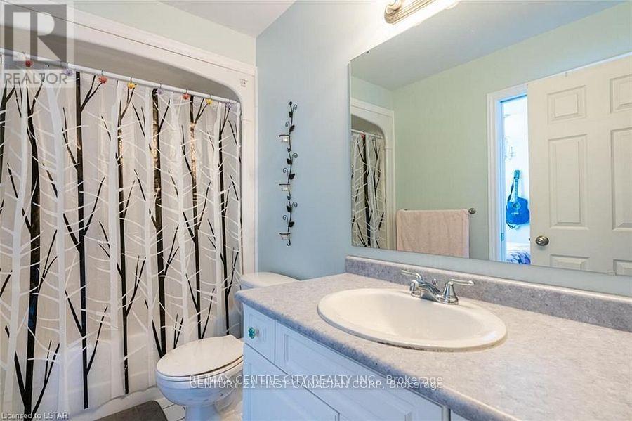 79 Donker Drive, St. Thomas, Ontario  N5P 4L2 - Photo 19 - X12745008