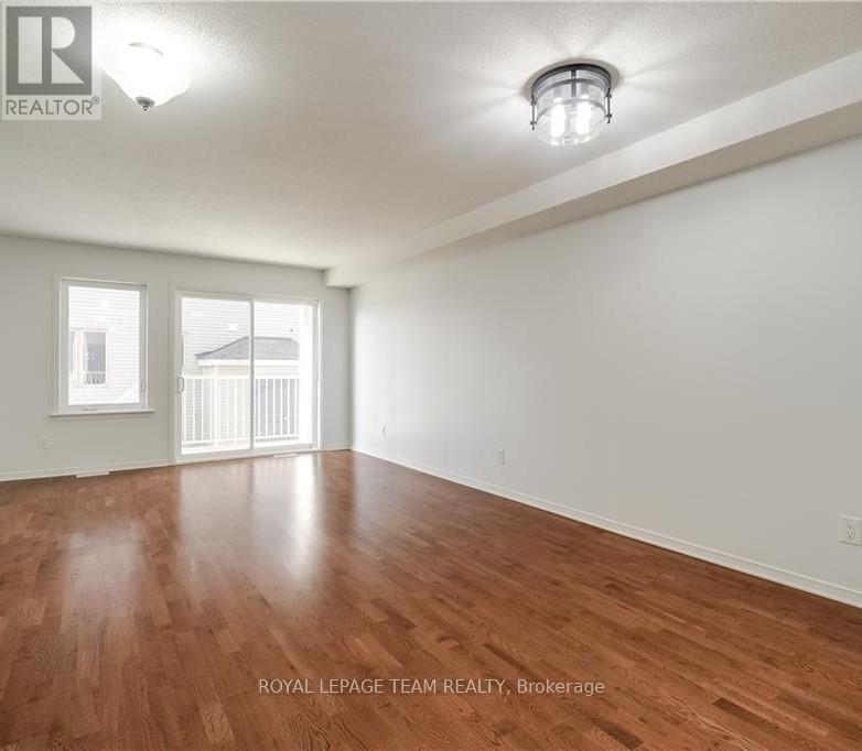 108 Windswept Private, Ottawa, Ontario  K1V 0Z4 - Photo 15 - X12744986