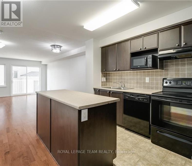 108 Windswept Private, Ottawa, Ontario  K1V 0Z4 - Photo 7 - X12744986