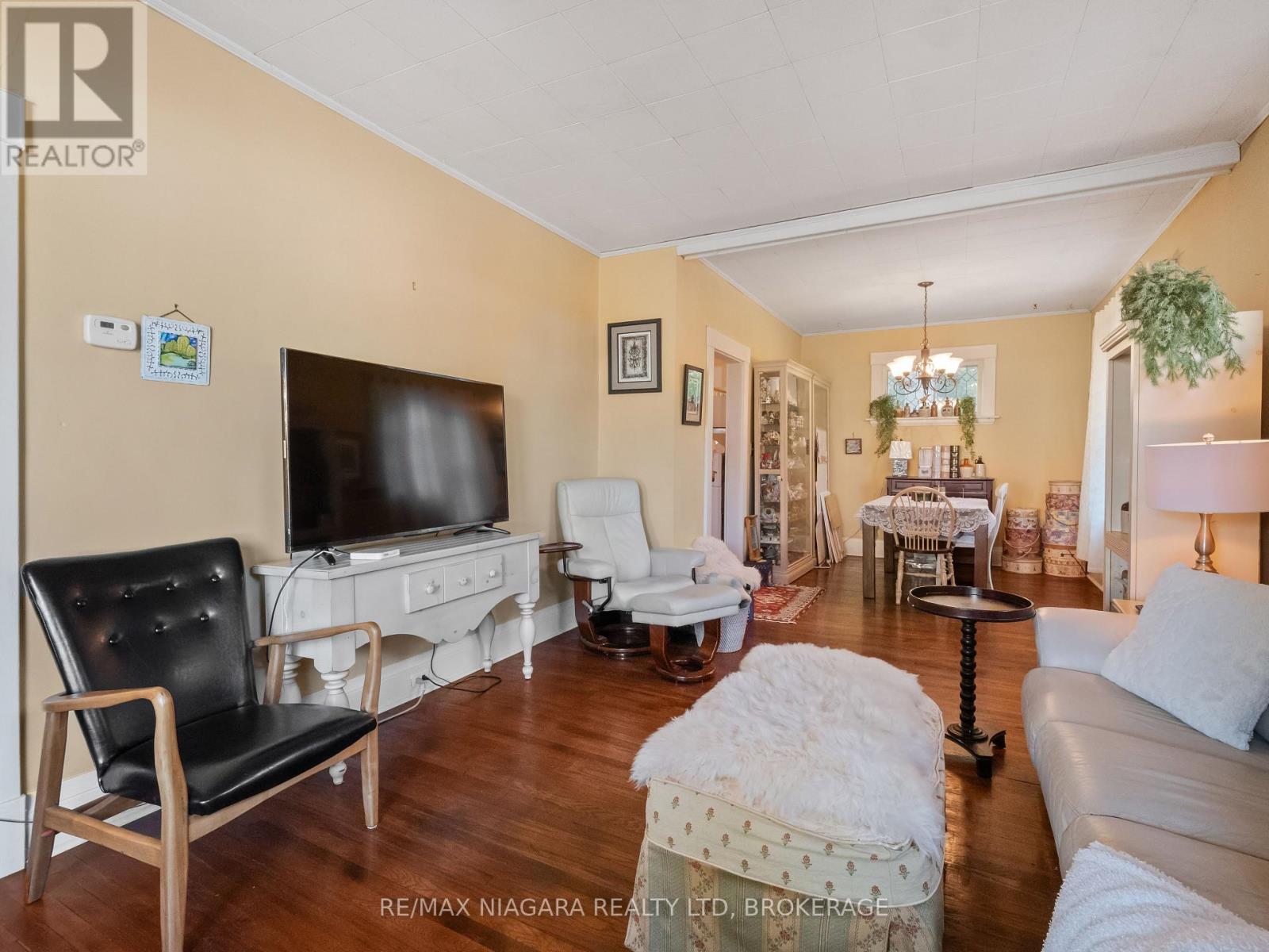 4722 Ryerson Crescent, Niagara Falls, Ontario  L2E 1E5 - Photo 10 - X12744978