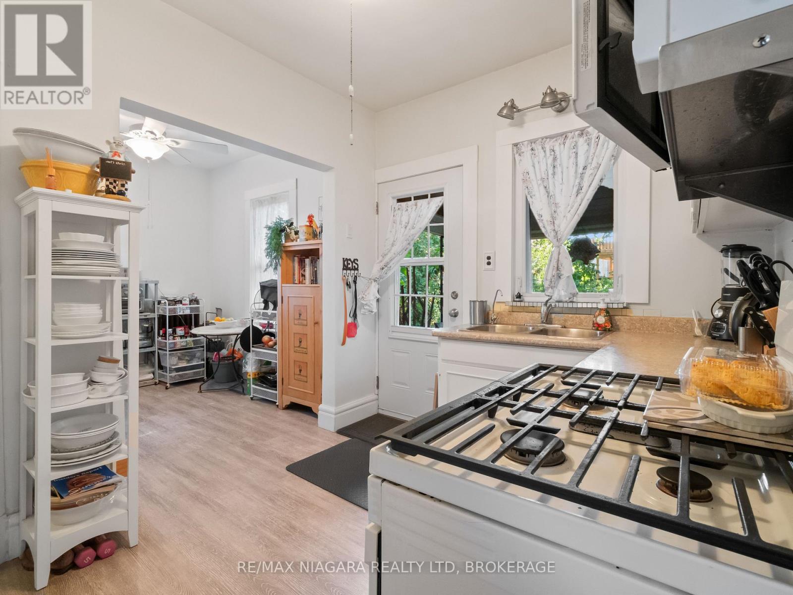 4722 Ryerson Crescent, Niagara Falls, Ontario  L2E 1E5 - Photo 14 - X12744978