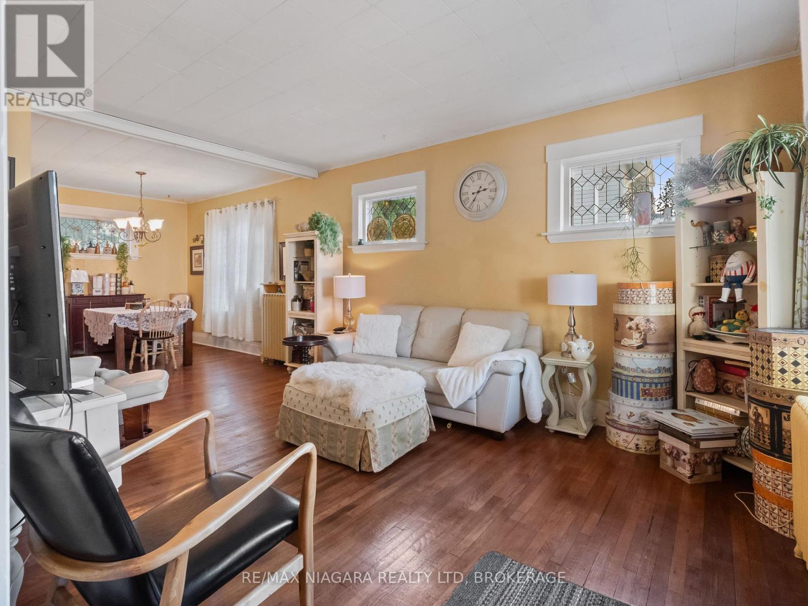 4722 Ryerson Crescent, Niagara Falls, Ontario  L2E 1E5 - Photo 8 - X12744978