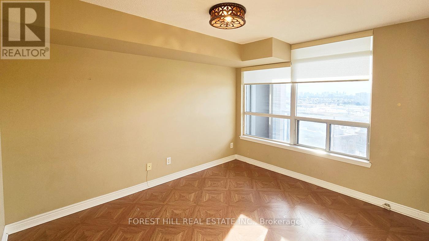 1216 - 50 Disera Drive, Vaughan, Ontario  L4J 9E9 - Photo 11 - N12739384