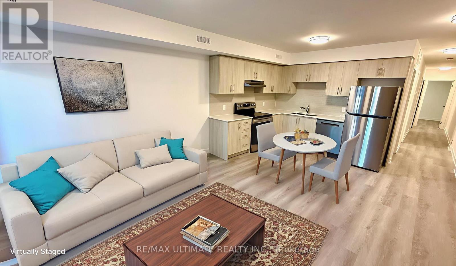 Unit 1 - 154 Robina Avenue, Toronto, Ontario  M6C 3Y7 - Photo 3 - C12744984