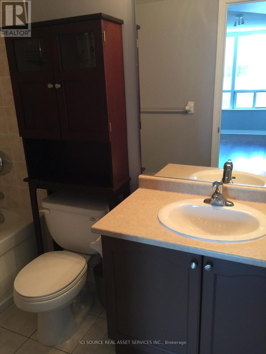 3202 - 30 Grand Trunk Crescent, Toronto, Ontario  M5J 3A4 - Photo 10 - C12744990