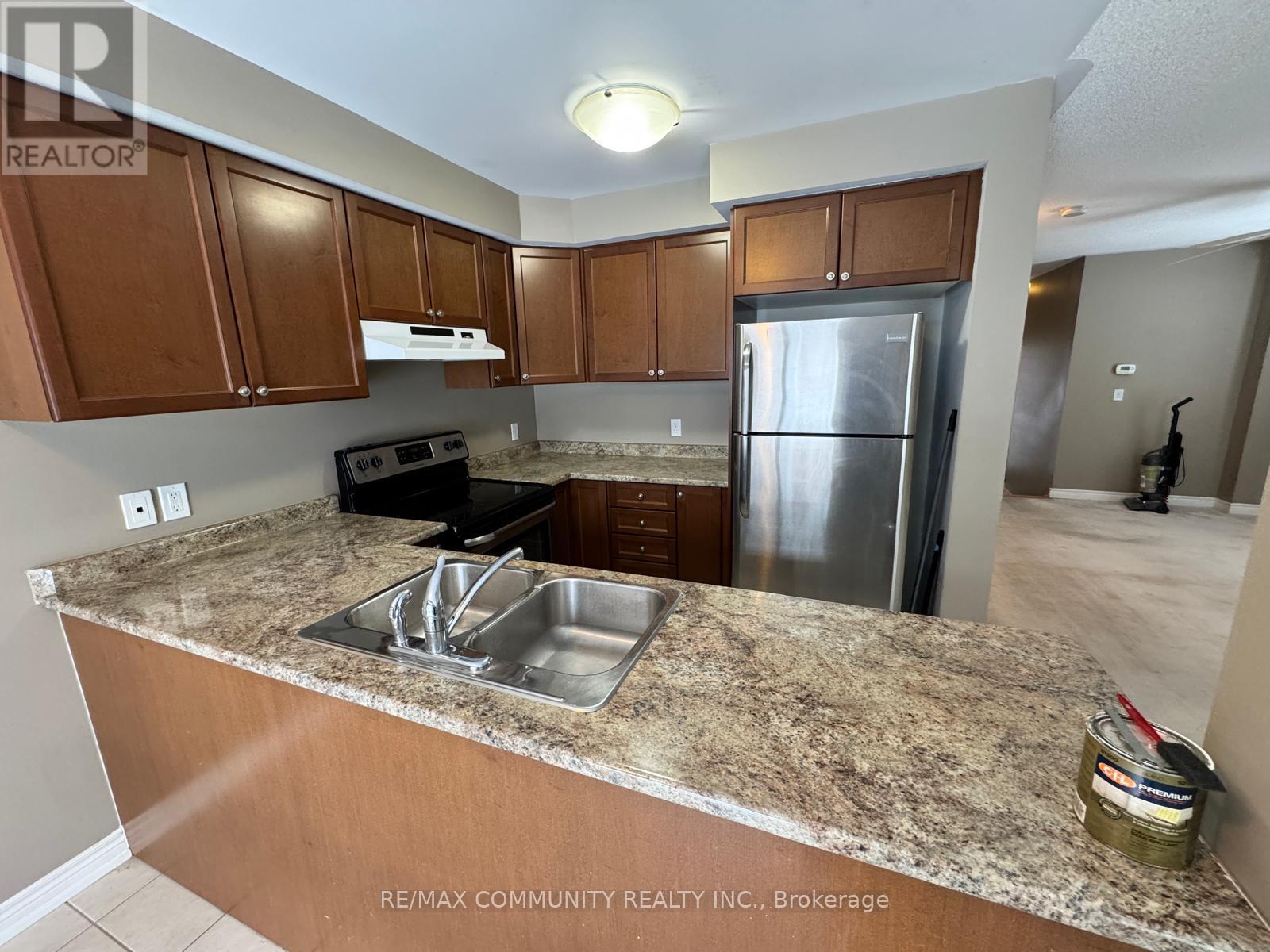 2354 Steeplechase Street, Oshawa, Ontario  L1L 0E5 - Photo 3 - E12744980