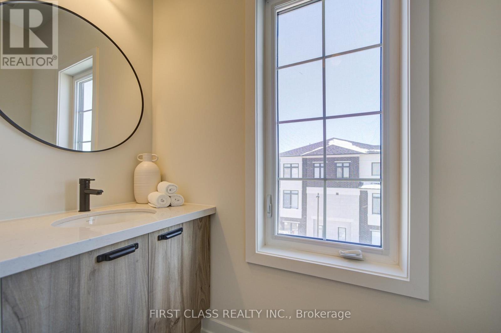 53 Peace Lane, Richmond Hill, Ontario  L4B 0J4 - Photo 23 - N12744946