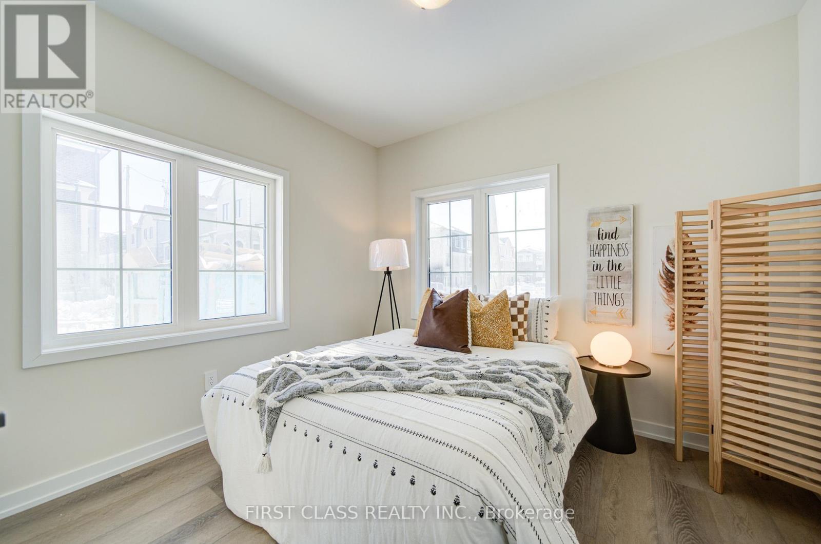 53 Peace Lane, Richmond Hill, Ontario  L4B 0J4 - Photo 31 - N12744946