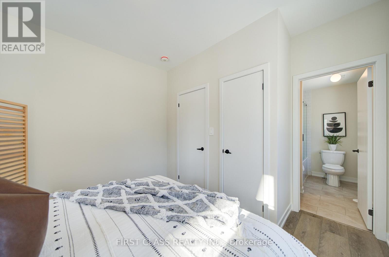 53 Peace Lane, Richmond Hill, Ontario  L4B 0J4 - Photo 32 - N12744946