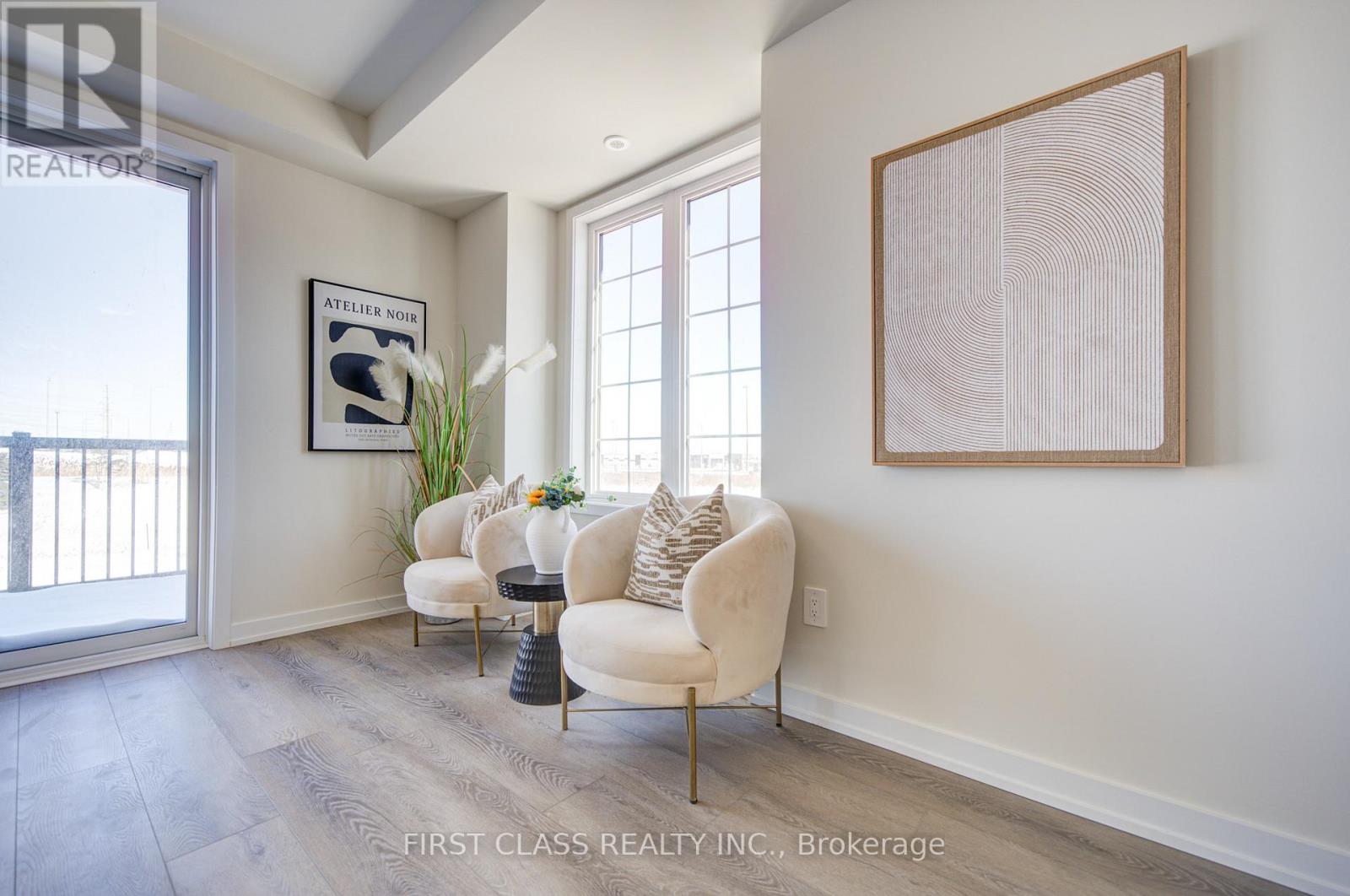 53 Peace Lane, Richmond Hill, Ontario  L4B 0J4 - Photo 6 - N12744946