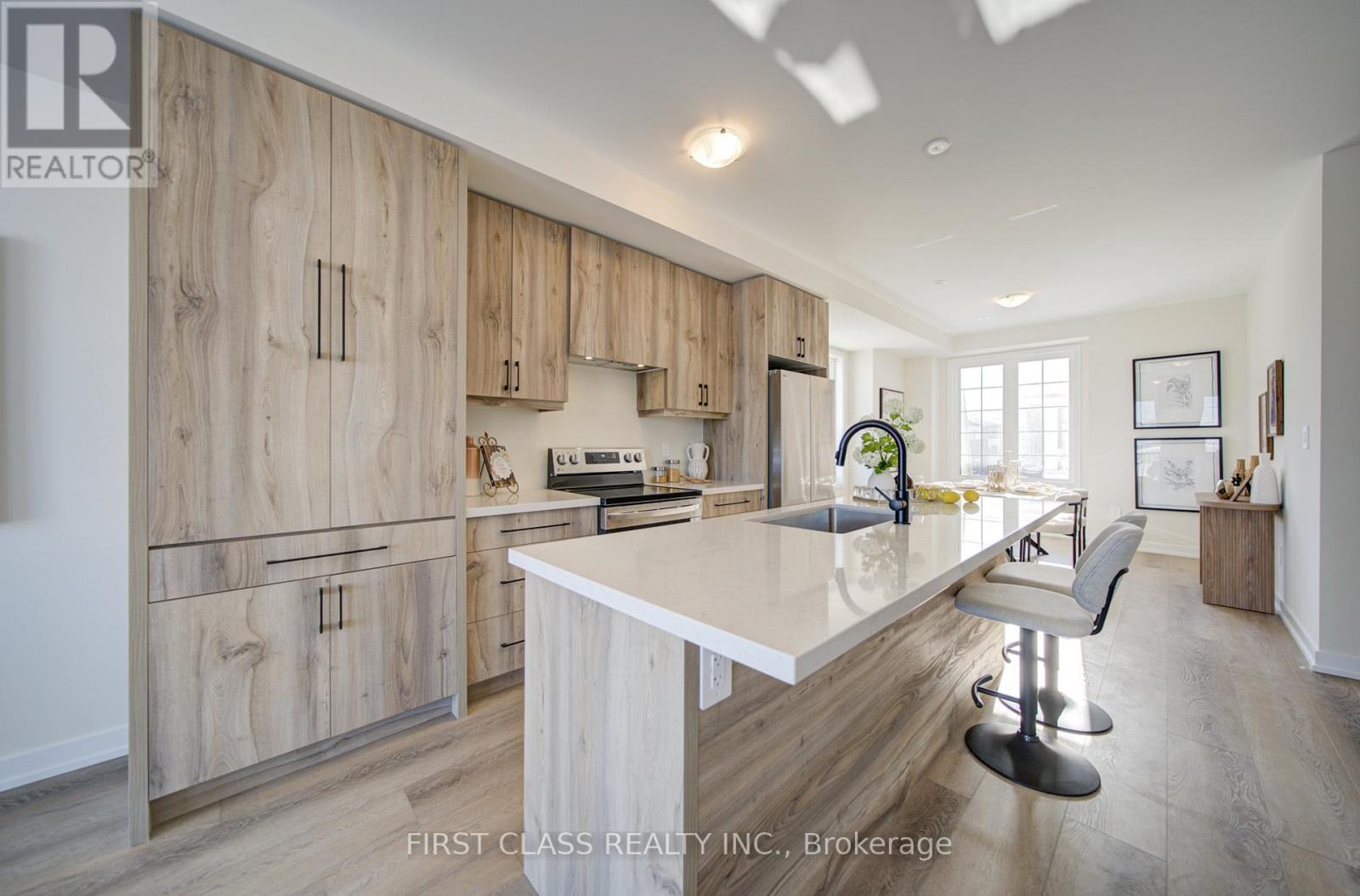 53 Peace Lane, Richmond Hill, Ontario  L4B 0J4 - Photo 9 - N12744946