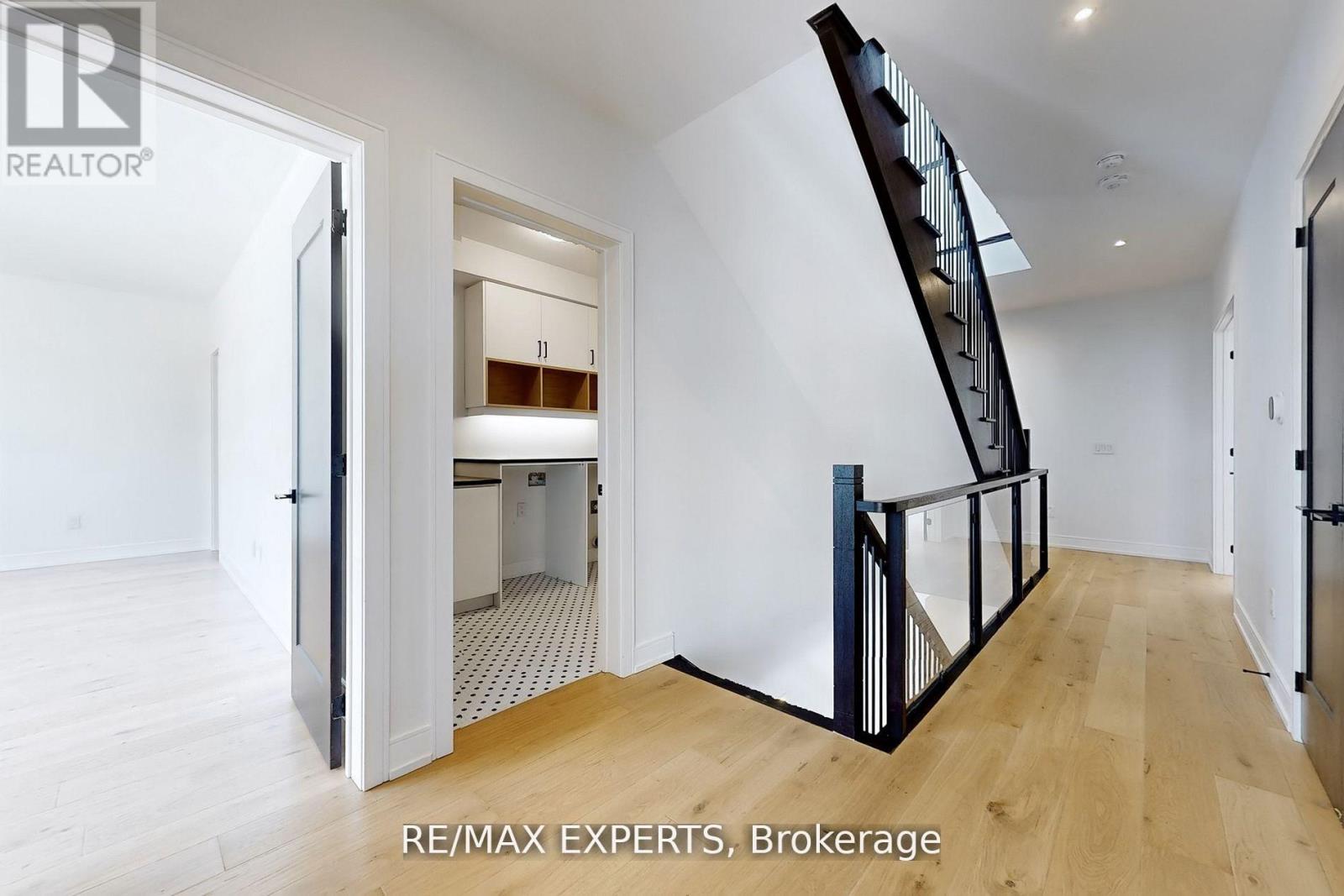 26 Night Sky Court, Richmond Hill, Ontario  L4C 2R4 - Photo 12 - N12745012