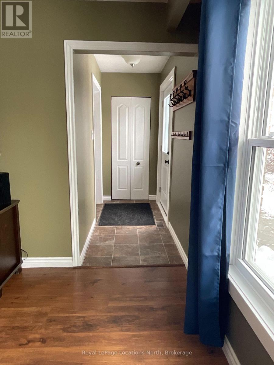 248 Eric Street, Clearview, Ontario  L0M 1S0 - Photo 9 - S12588966