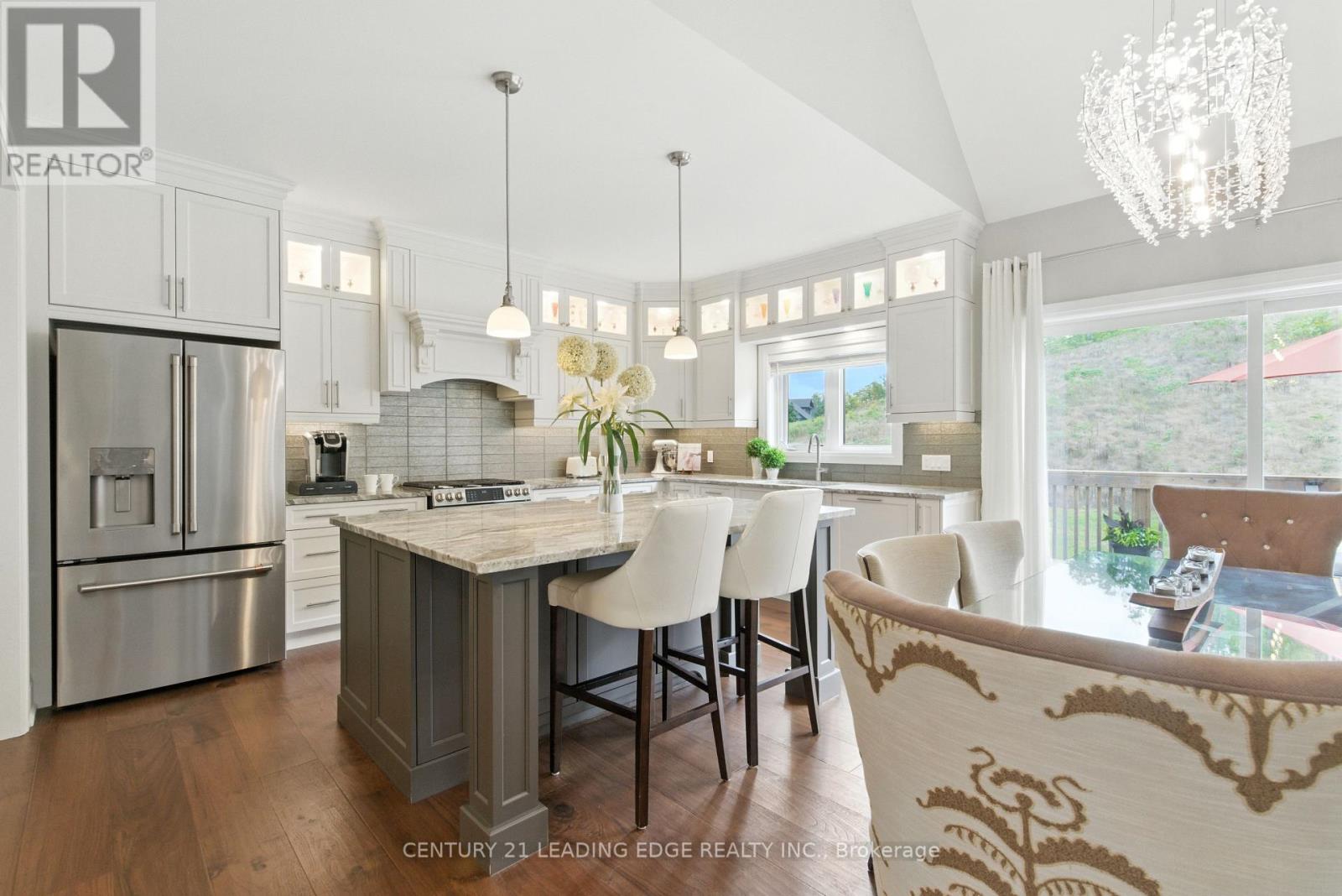 43 Thoroughbred Drive, Oro-Medonte, Ontario  L0K 1E0 - Photo 12 - S12744958