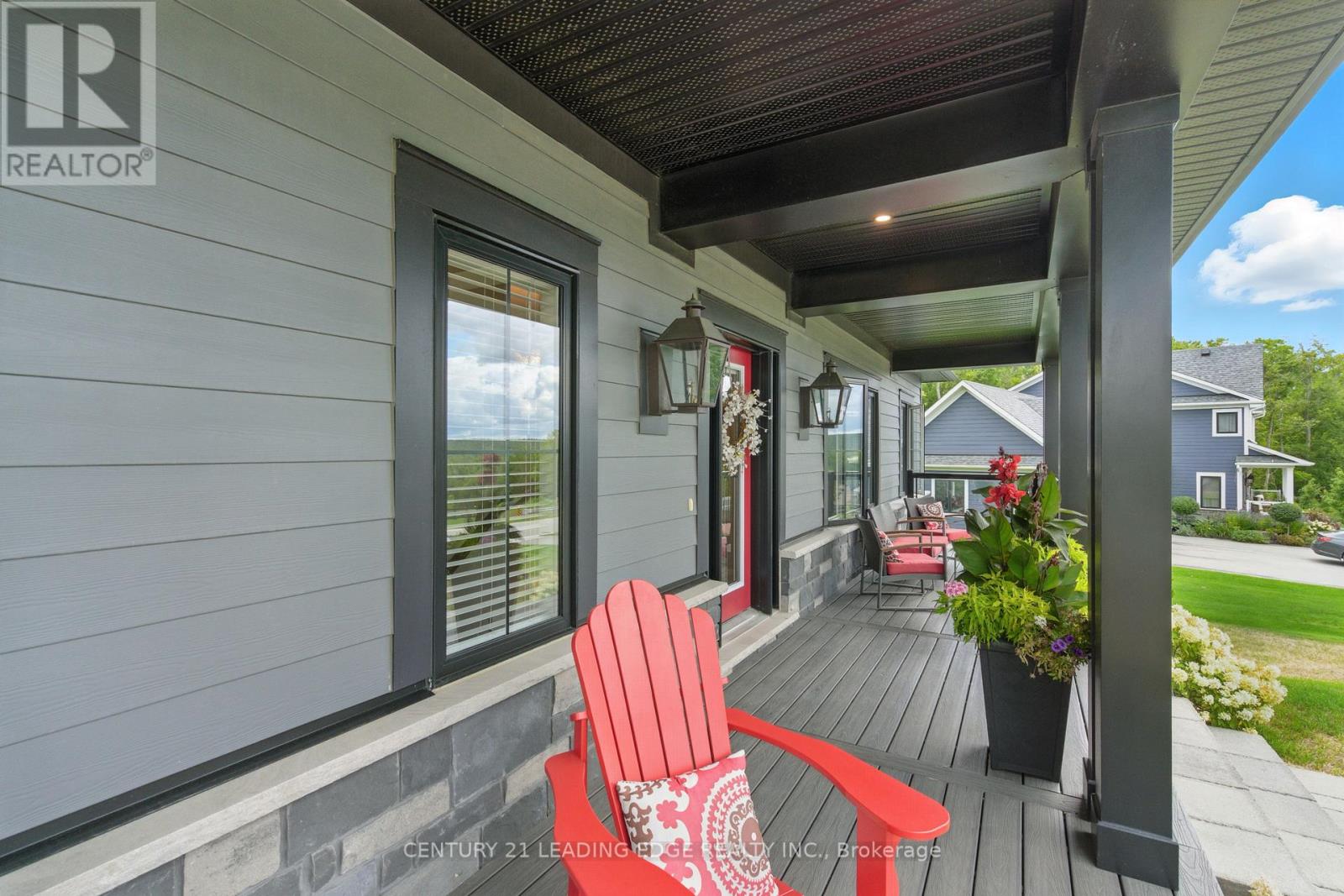 43 Thoroughbred Drive, Oro-Medonte, Ontario  L0K 1E0 - Photo 3 - S12744958