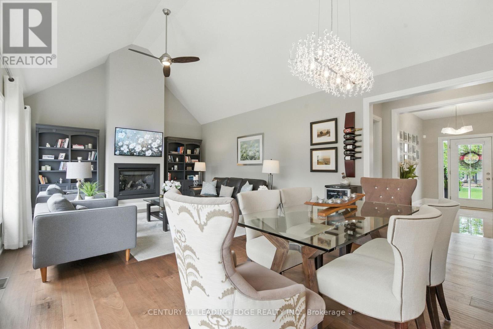 43 Thoroughbred Drive, Oro-Medonte, Ontario  L0K 1E0 - Photo 6 - S12744958