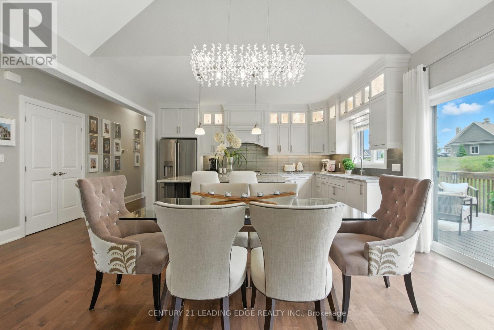 43 Thoroughbred Drive, Oro-Medonte, Ontario  L0K 1E0 - Photo 7 - S12744958