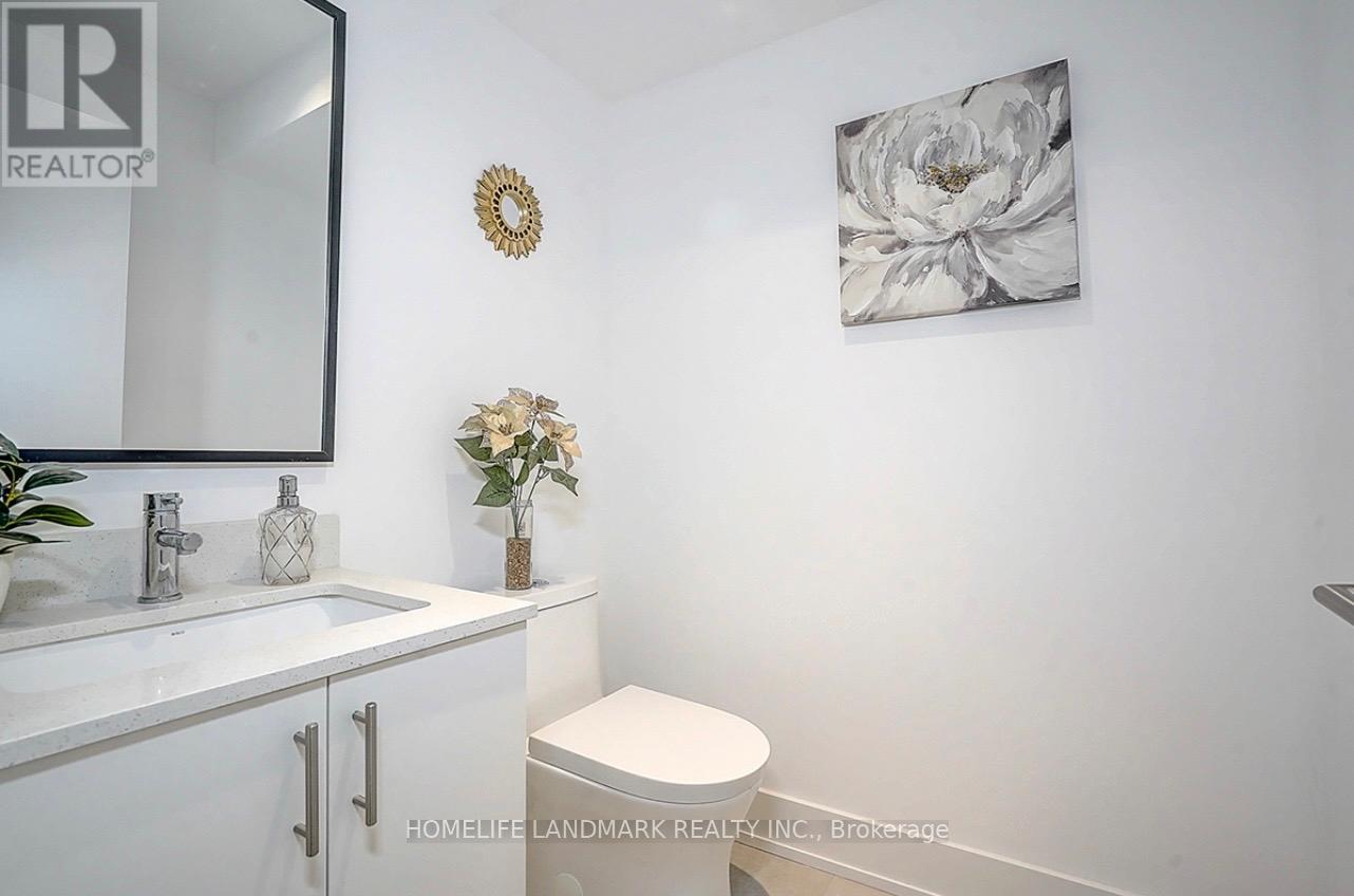 27 Chestnut Court, Aurora, Ontario  L4G 4A4 - Photo 12 - N12744910