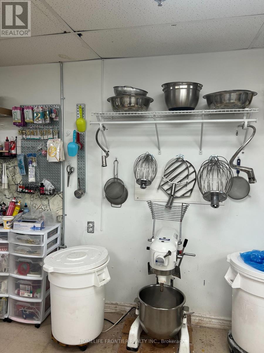 16 Wilstead Drive, Newmarket, Ontario  L3Y 4T9 - Photo 16 - N12742844