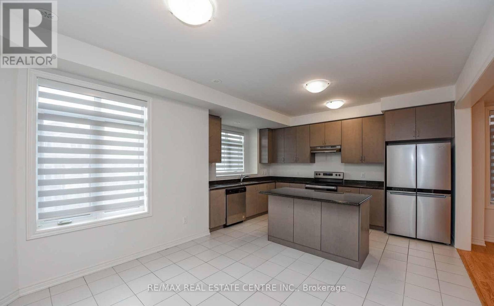 3007 Max Khan Boulevard, Oakville, Ontario  L6H 3P4 - Photo 10 - W12744956