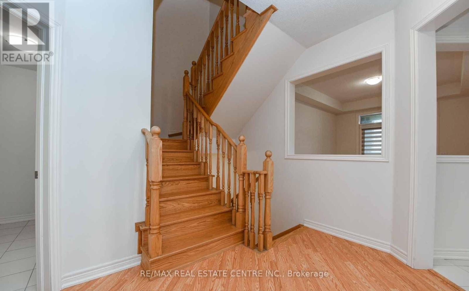 3007 Max Khan Boulevard, Oakville, Ontario  L6H 3P4 - Photo 22 - W12744956