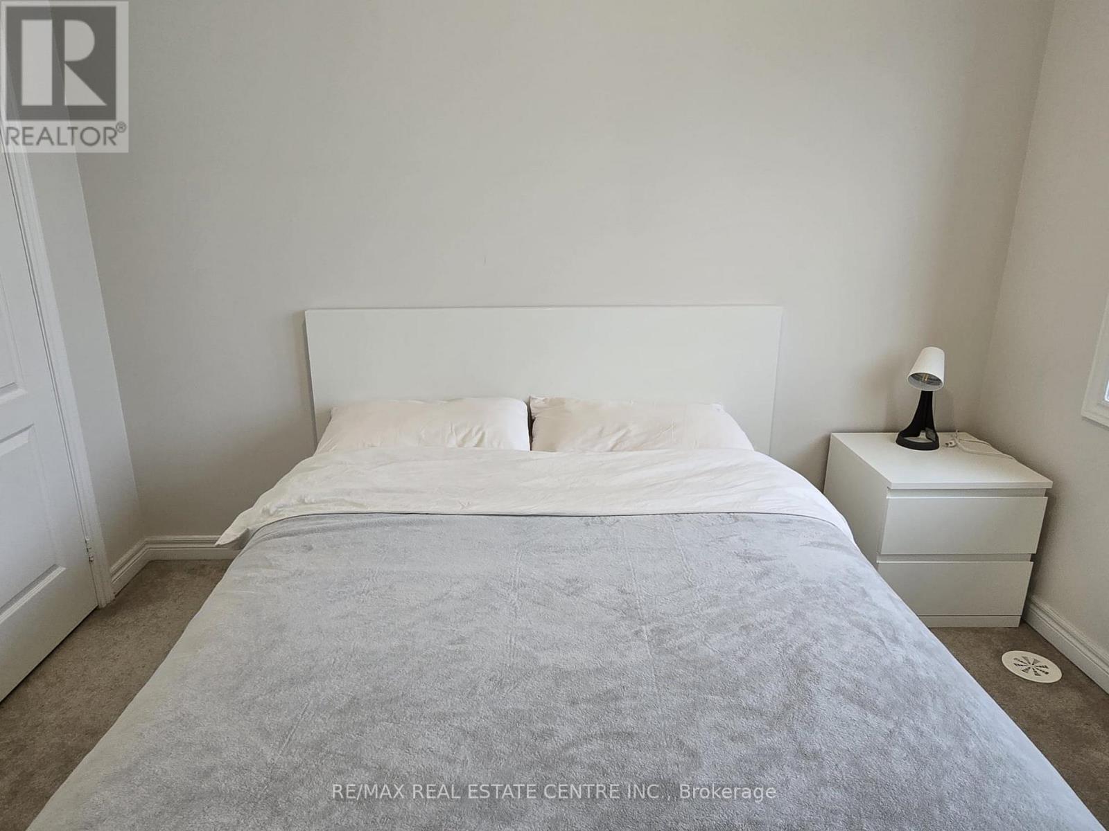 3007 Max Khan Boulevard, Oakville, Ontario  L6H 3P4 - Photo 27 - W12744956