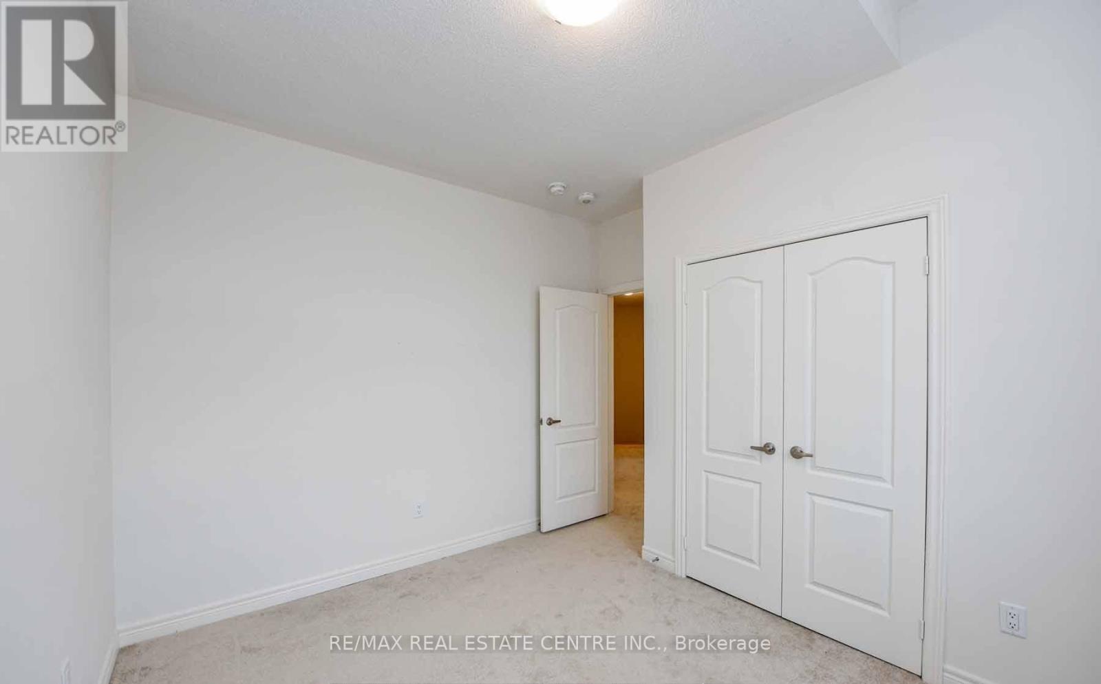 3007 Max Khan Boulevard, Oakville, Ontario  L6H 3P4 - Photo 30 - W12744956