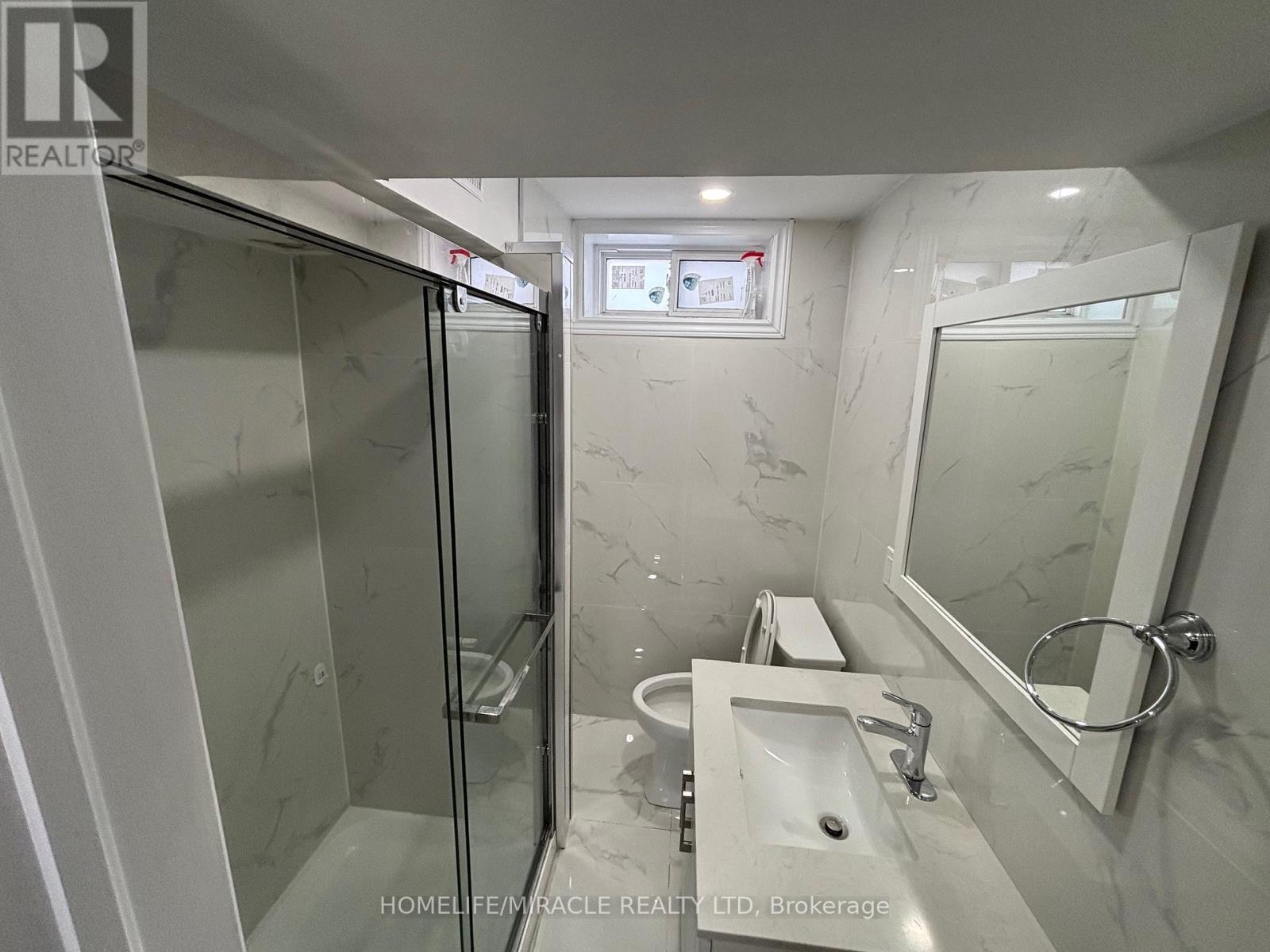 2 - 219 Mcmurchy Avenue, Brampton, Ontario  L6Y 1Z2 - Photo 11 - W12744988