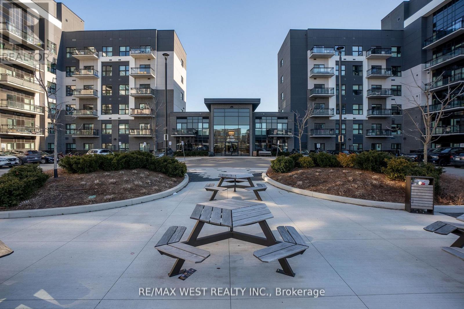 133 - 102 Grovewood Common, Oakville, Ontario  L6H 0X2 - Photo 36 - W12744994