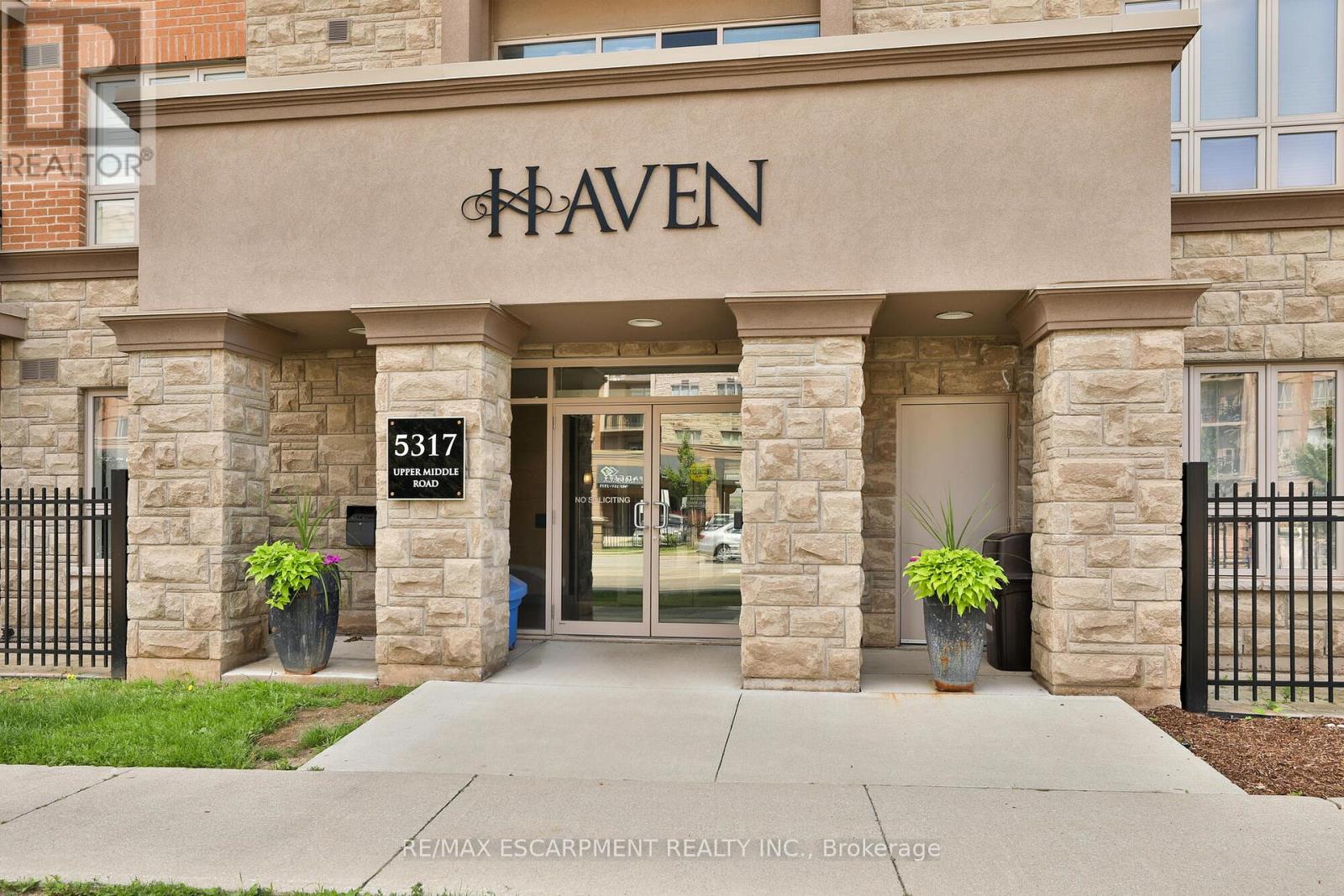 428 - 5317 Upper Middle Road, Burlington, Ontario  L7L 0G8 - Photo 4 - W12744998