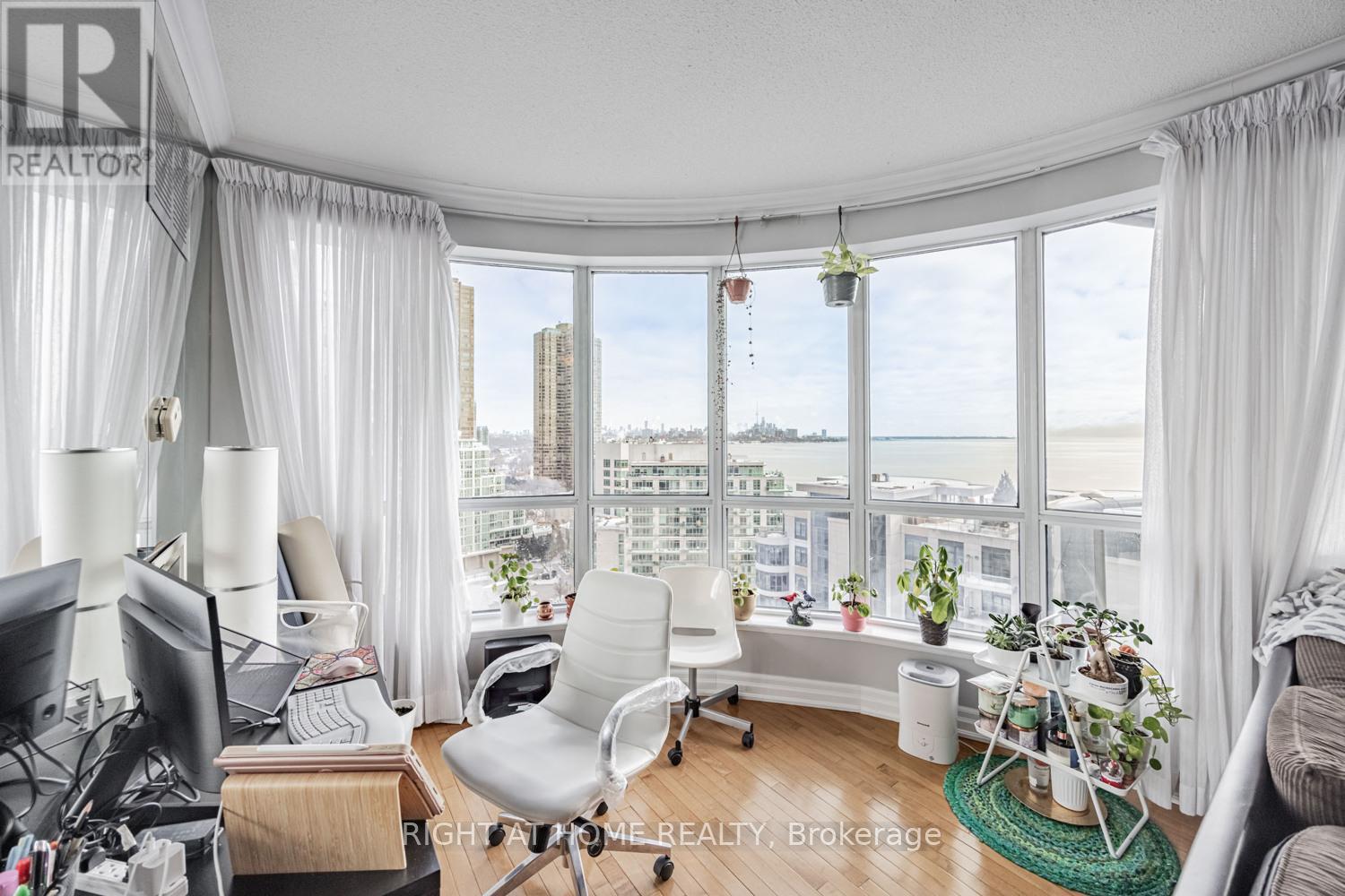 1503 - 2087 Lake Shore Boulevard W, Toronto, Ontario  M8V 4G3 - Photo 7 - W12745006