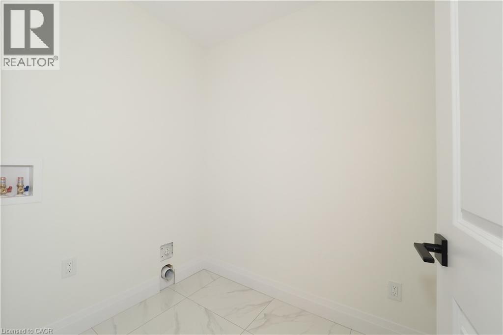 217 Jeffrey Place, Kitchener, Ontario  N2C 2T7 - Photo 25 - 40797605