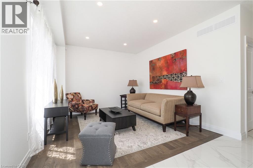 217 Jeffrey Place, Kitchener, Ontario  N2C 2T7 - Photo 3 - 40797605