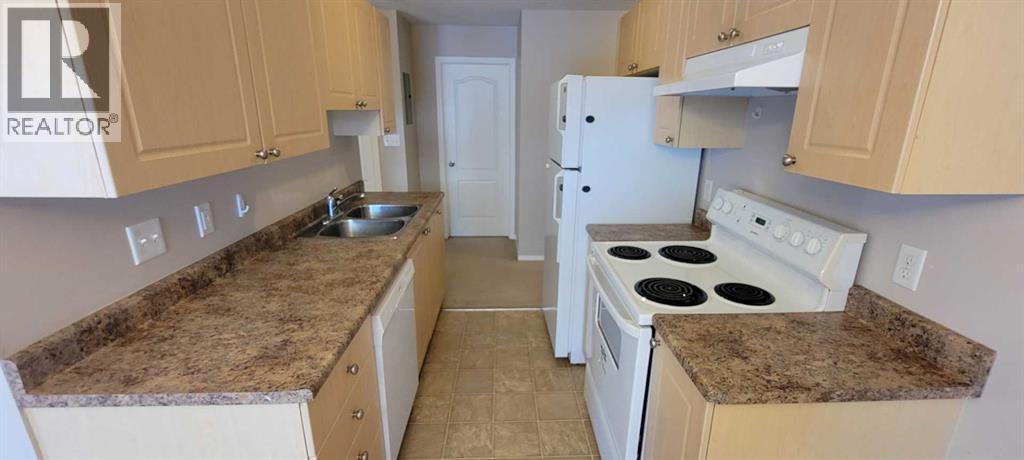 101, 1615 41 Street, Edson, Alberta  t7E 0A7 - Photo 3 - A2245532