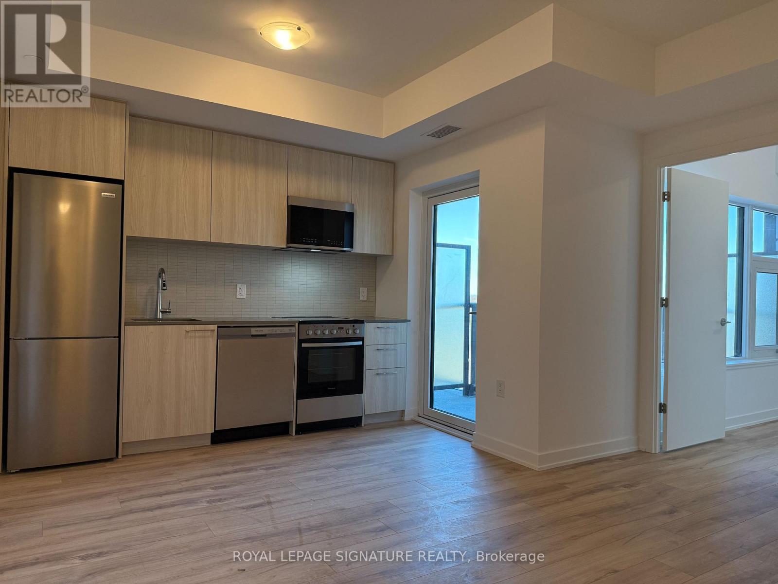 1018a - 7439 Kingston Road, Toronto, Ontario  M1B 5S3 - Photo 14 - E12720910