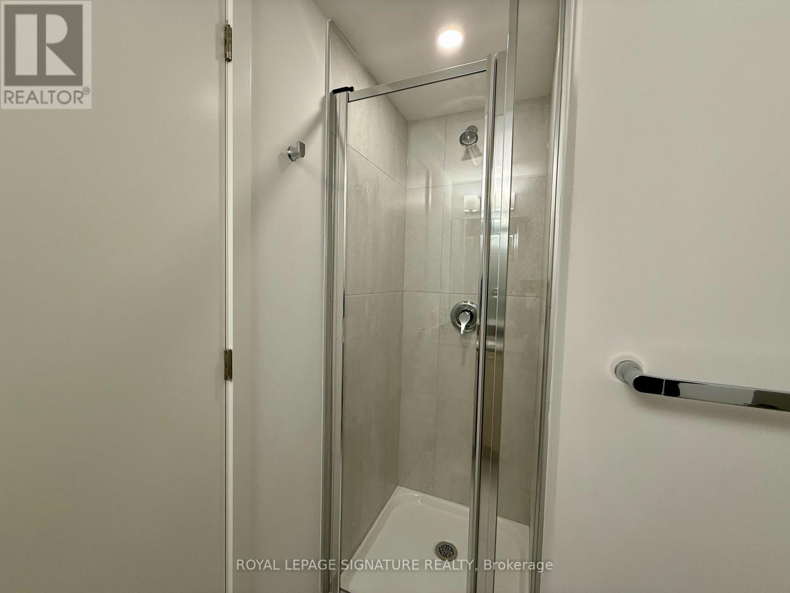 1018a - 7439 Kingston Road, Toronto, Ontario  M1B 5S3 - Photo 9 - E12720910