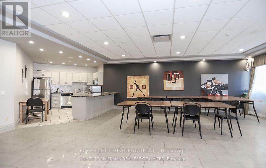 1216 - 50 Disera Drive, Vaughan, Ontario  L4J 9E9 - Photo 22 - N12739384