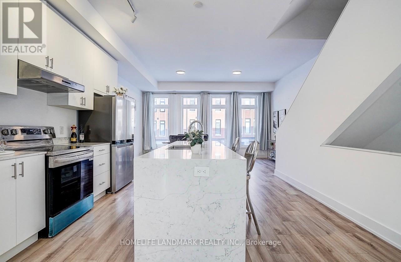 27 Chestnut Court, Aurora, Ontario  L4G 4A4 - Photo 25 - N12744910